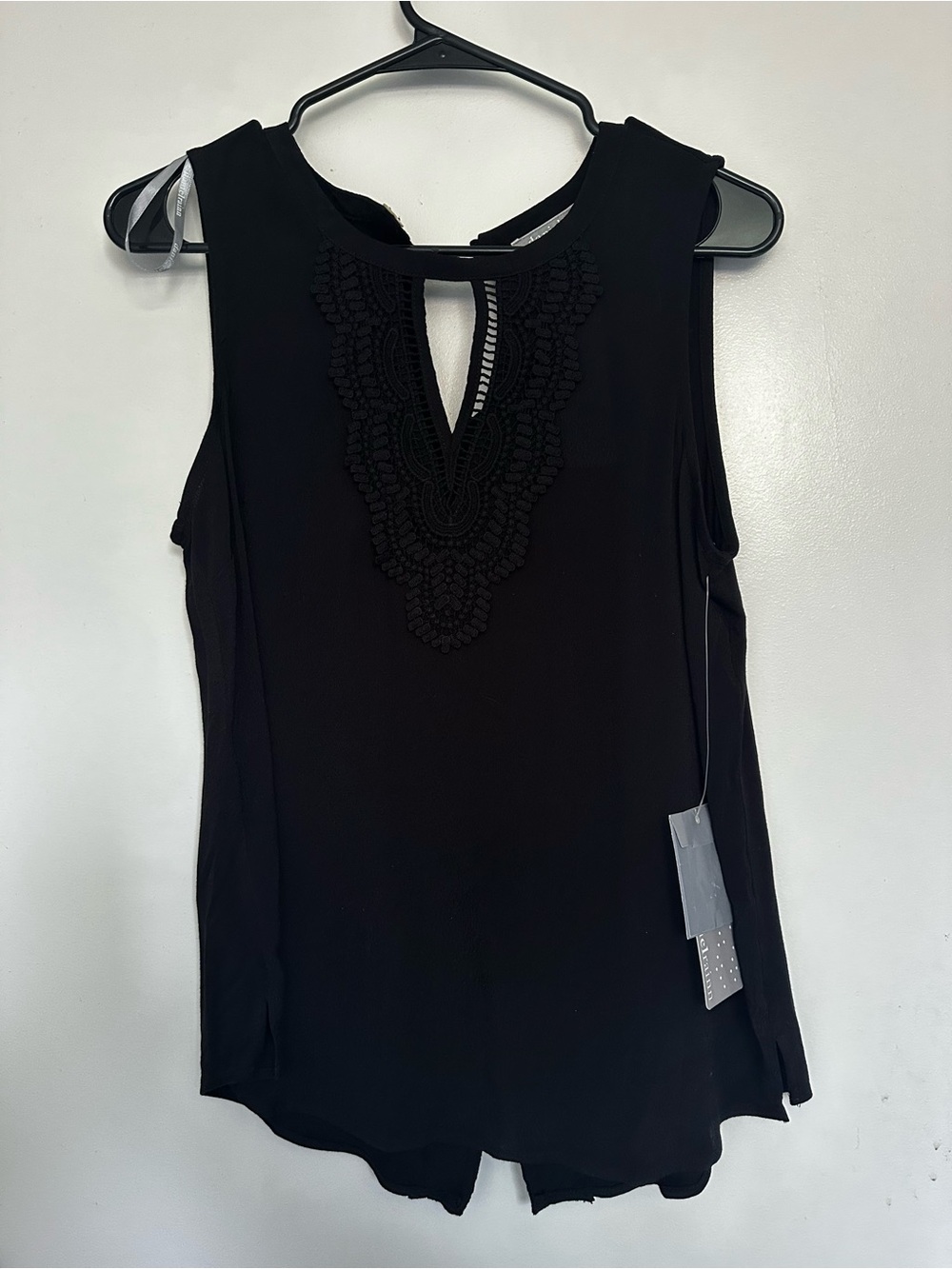 Daniel Rainn Black Knit Sleeves Top
